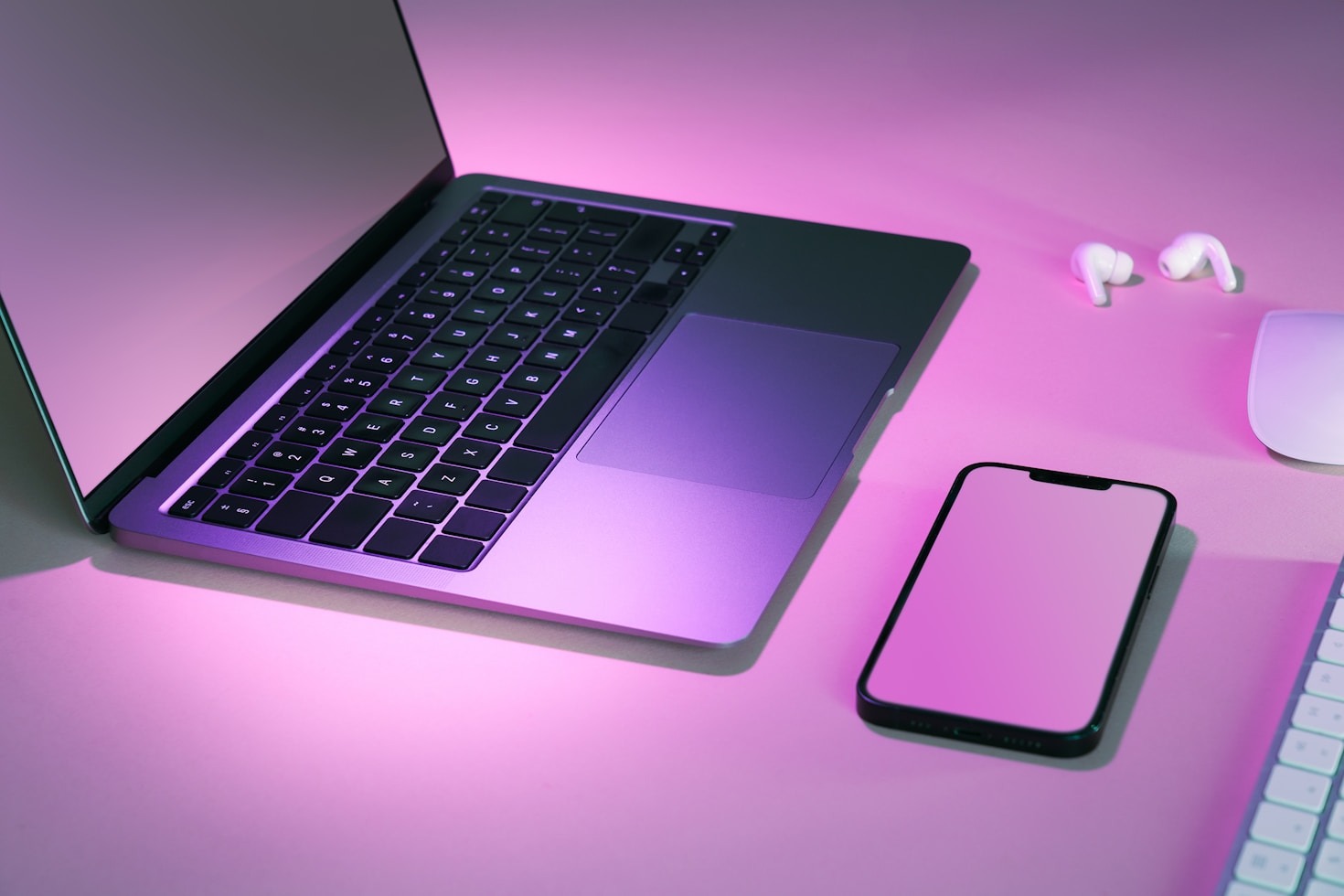 Mobile-First Design: The Future of Online Shopping